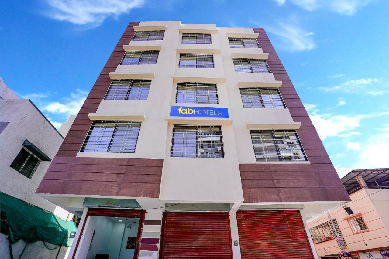 Fabhotel Crystal Inn - Nr Suvarndeep Chowk Pimpri-Chinchwad المظهر الخارجي الصورة