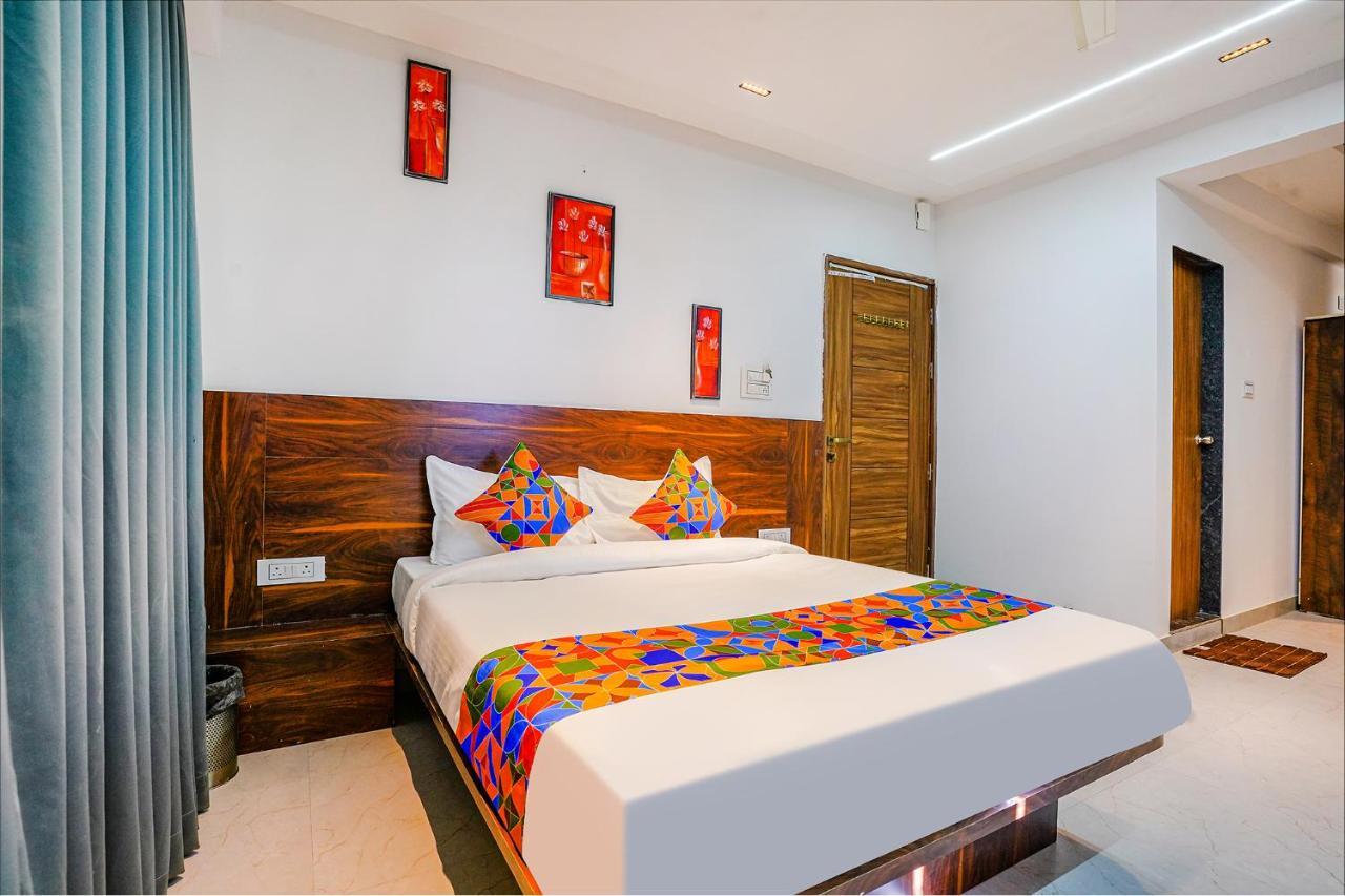 Fabhotel Crystal Inn - Nr Suvarndeep Chowk Pimpri-Chinchwad المظهر الخارجي الصورة